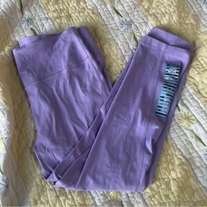 Peloton Lavender Purple Cropped Capri Leggings